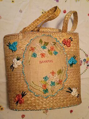 Vintage Bahamas Woven Handmade Straw Bag